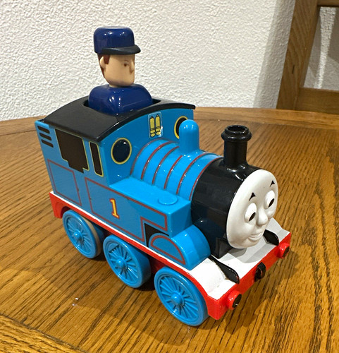 Tomy thomas the tank engine - tank,