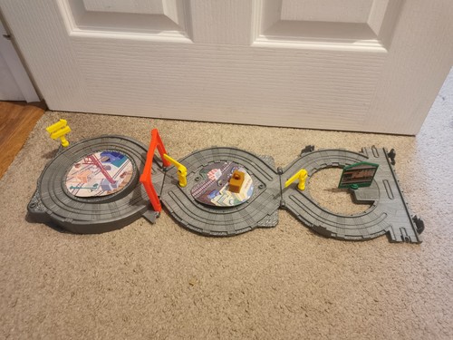 Thomas the tank engine around - thomas,