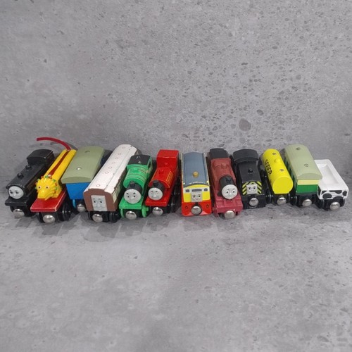 X12 unbraned wooden thomas - wooden,