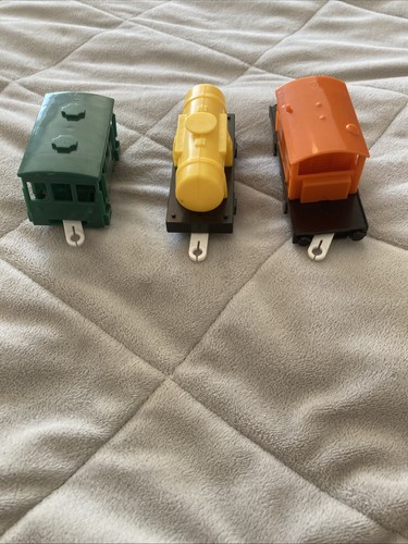 Thomas trackmaster trucks - trackmaster,