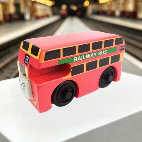 Thomas the tank engine - thomas-,