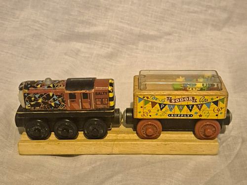 Wooden thomas friends - wooden,