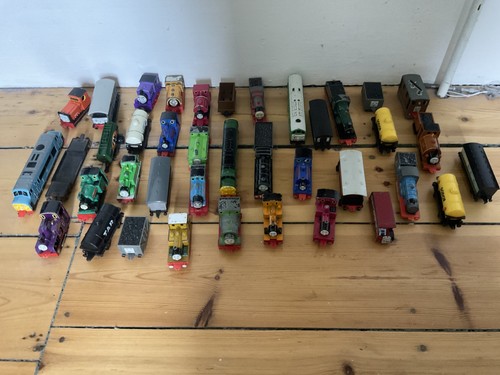 Job lot vintage thomas - lot,